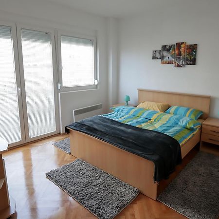 Day&Night Apartment โอครีด ภายนอก รูปภาพ