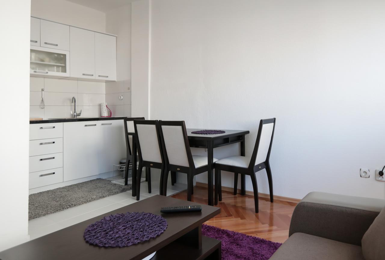 Day&Night Apartment โอครีด ภายนอก รูปภาพ