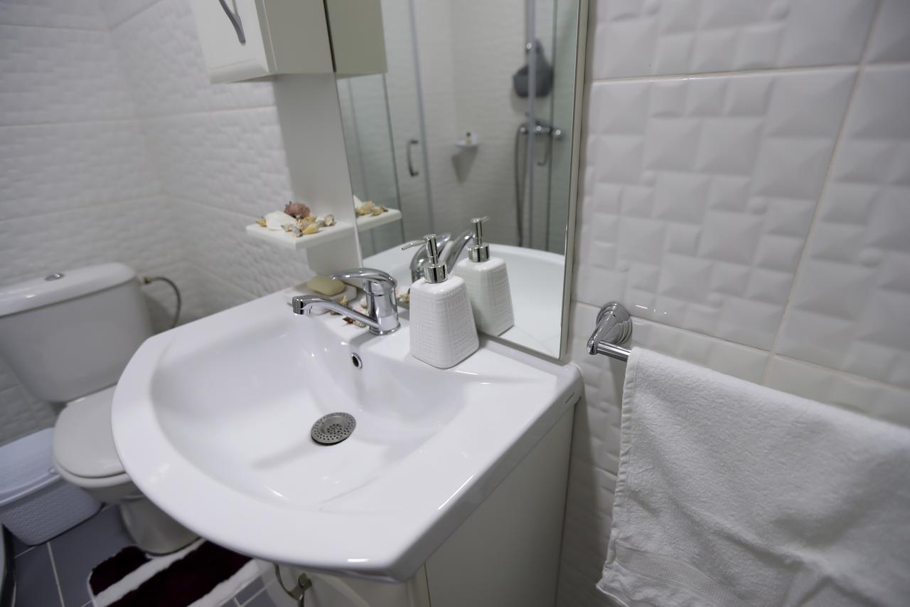 Day&Night Apartment โอครีด ภายนอก รูปภาพ